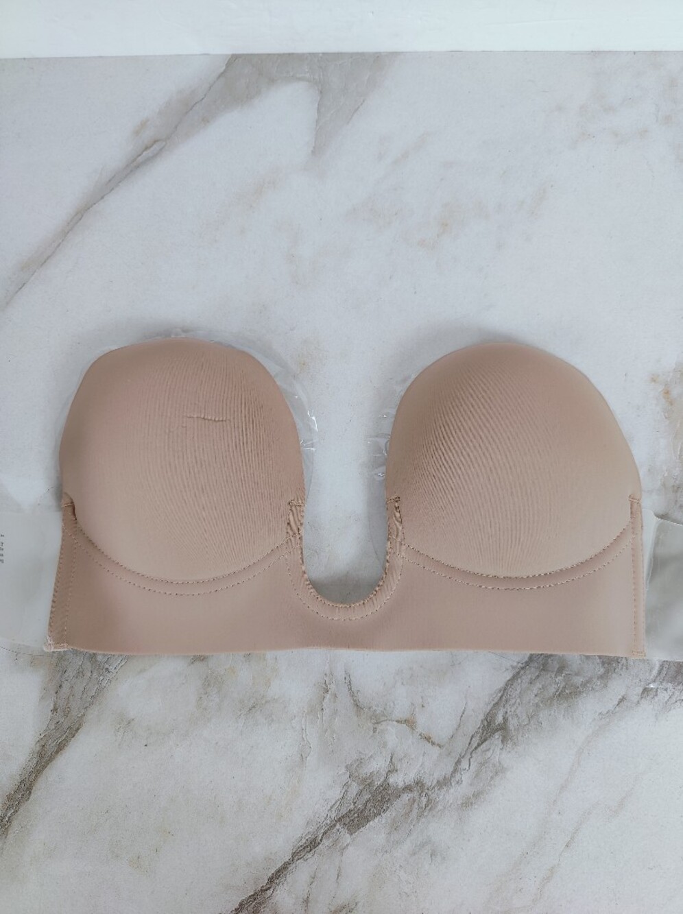 NIB Victoria's Secret Invisible Plunge Push Up Bra Adhesive Sides, Sz D